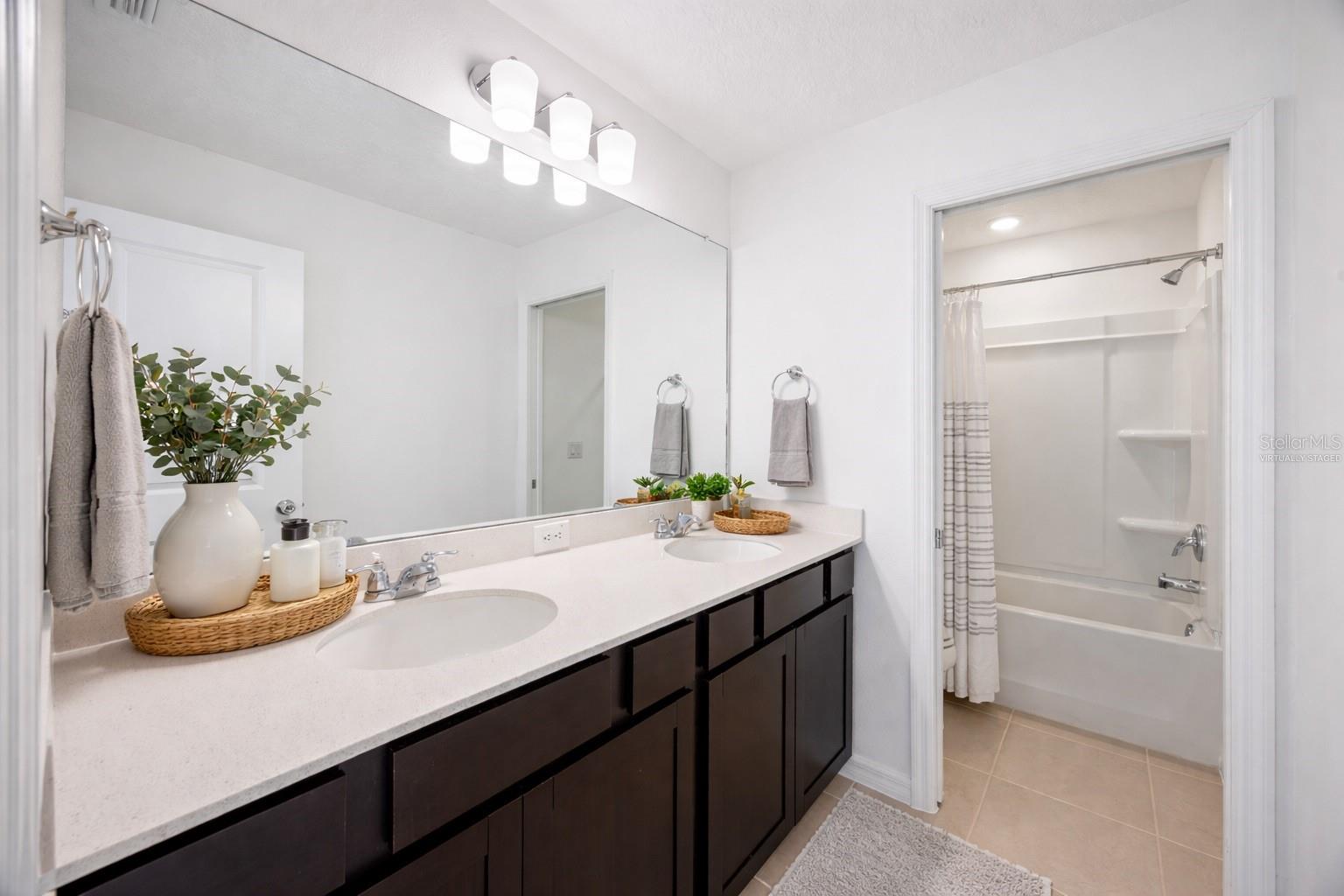 WHISPERING PINES - Residential