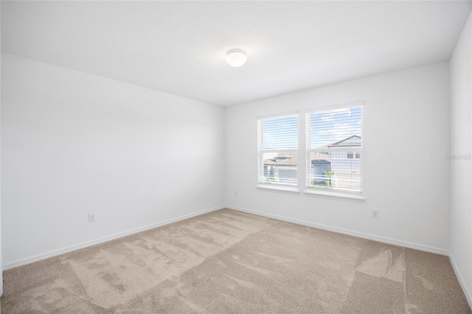 WHISPERING PINES - Residential