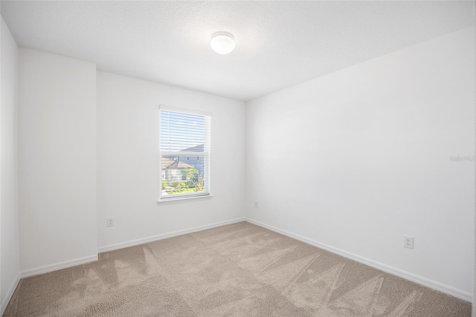 WHISPERING PINES - Residential