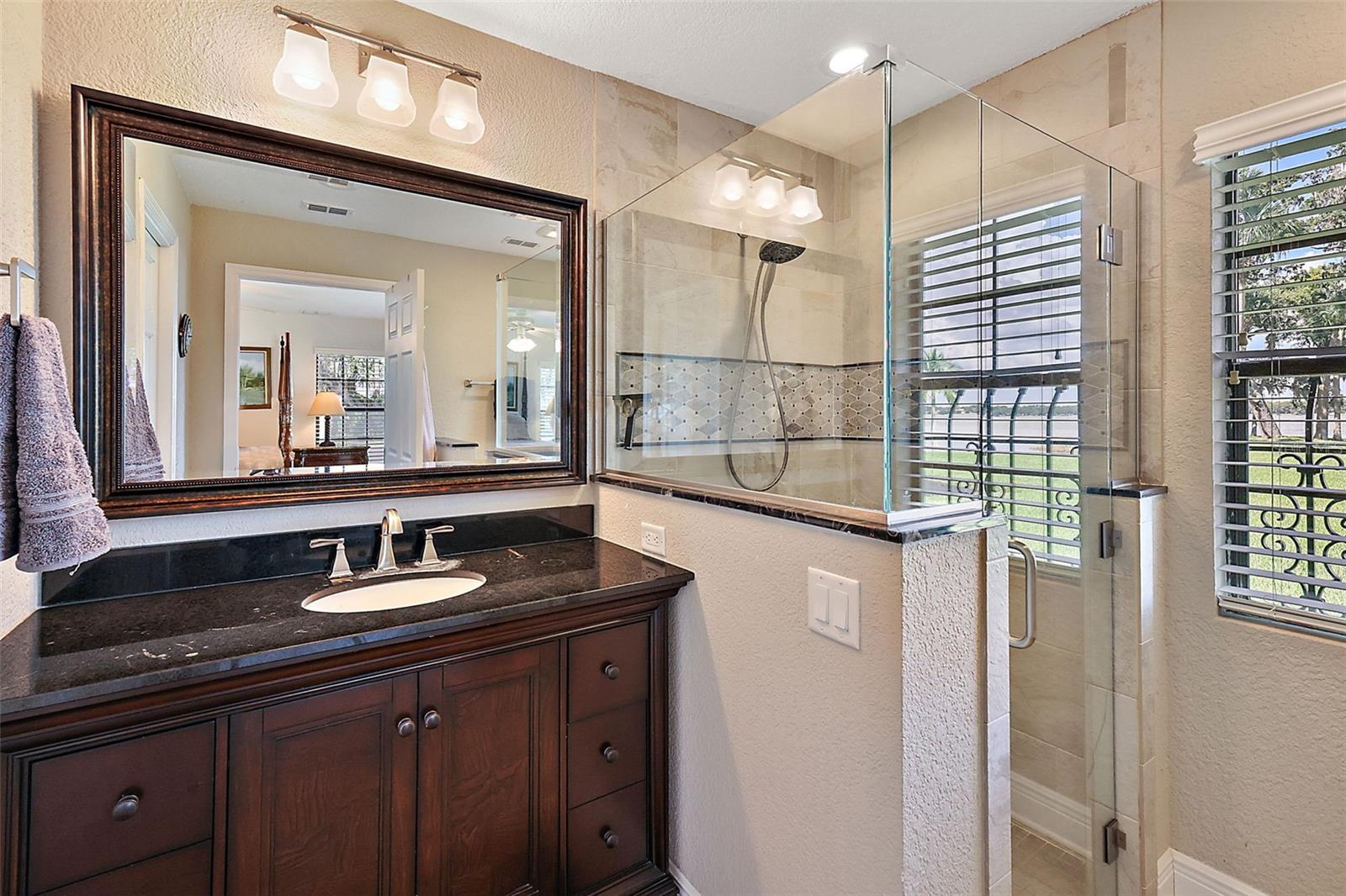 SQUIRREL POINT - Residential