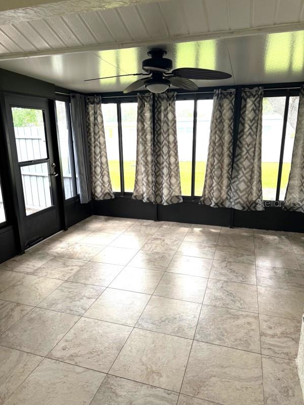 BELLE OAK VILLAS - Residential