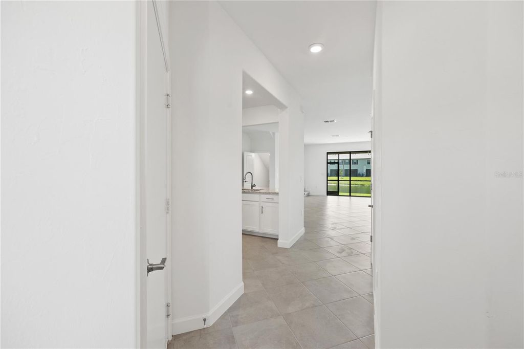 Photo of 15053 Lyla Terrace, Bradenton, FL 34211 (MLS # A4689782)