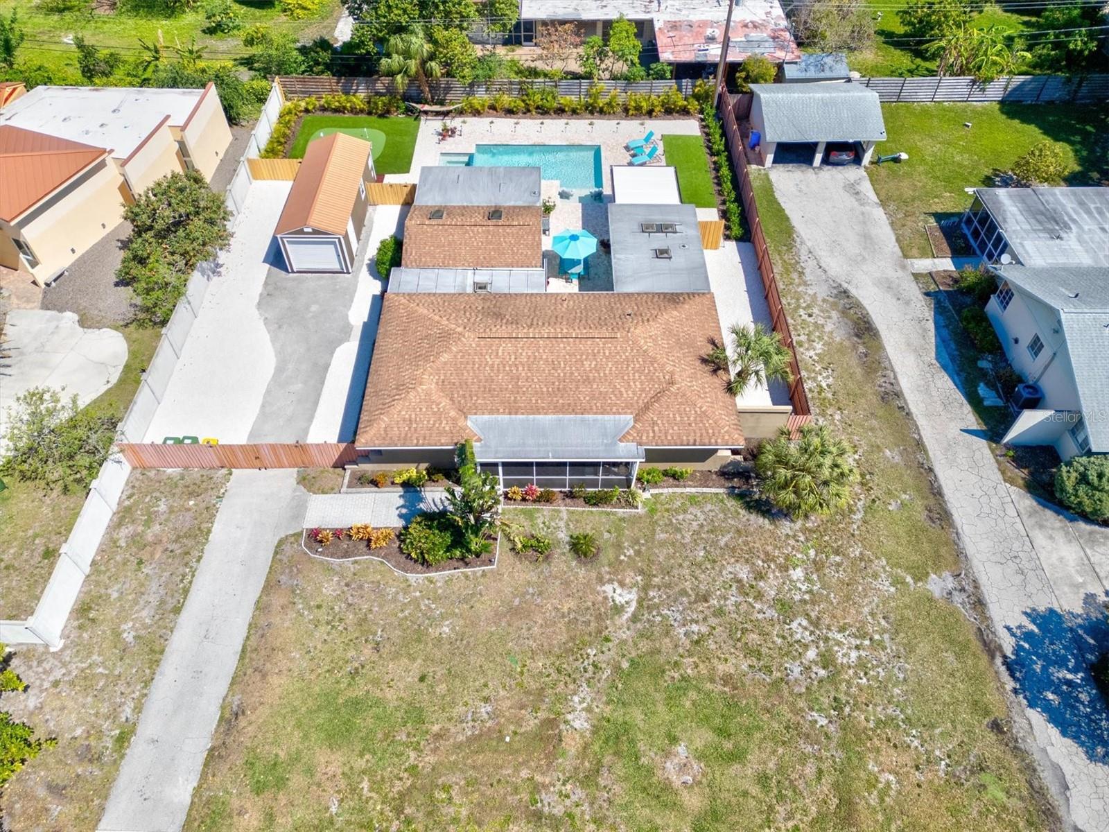 RINGLING BLVD SUB - Residential Lease