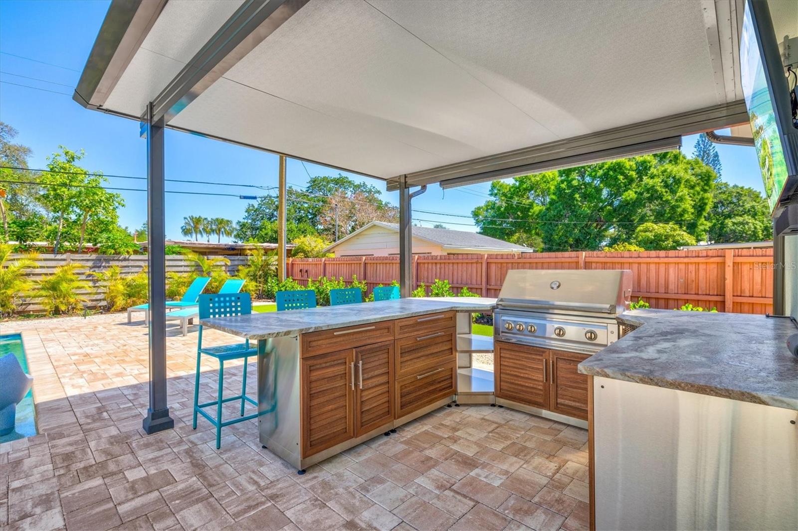 RINGLING BLVD SUB - Residential Lease