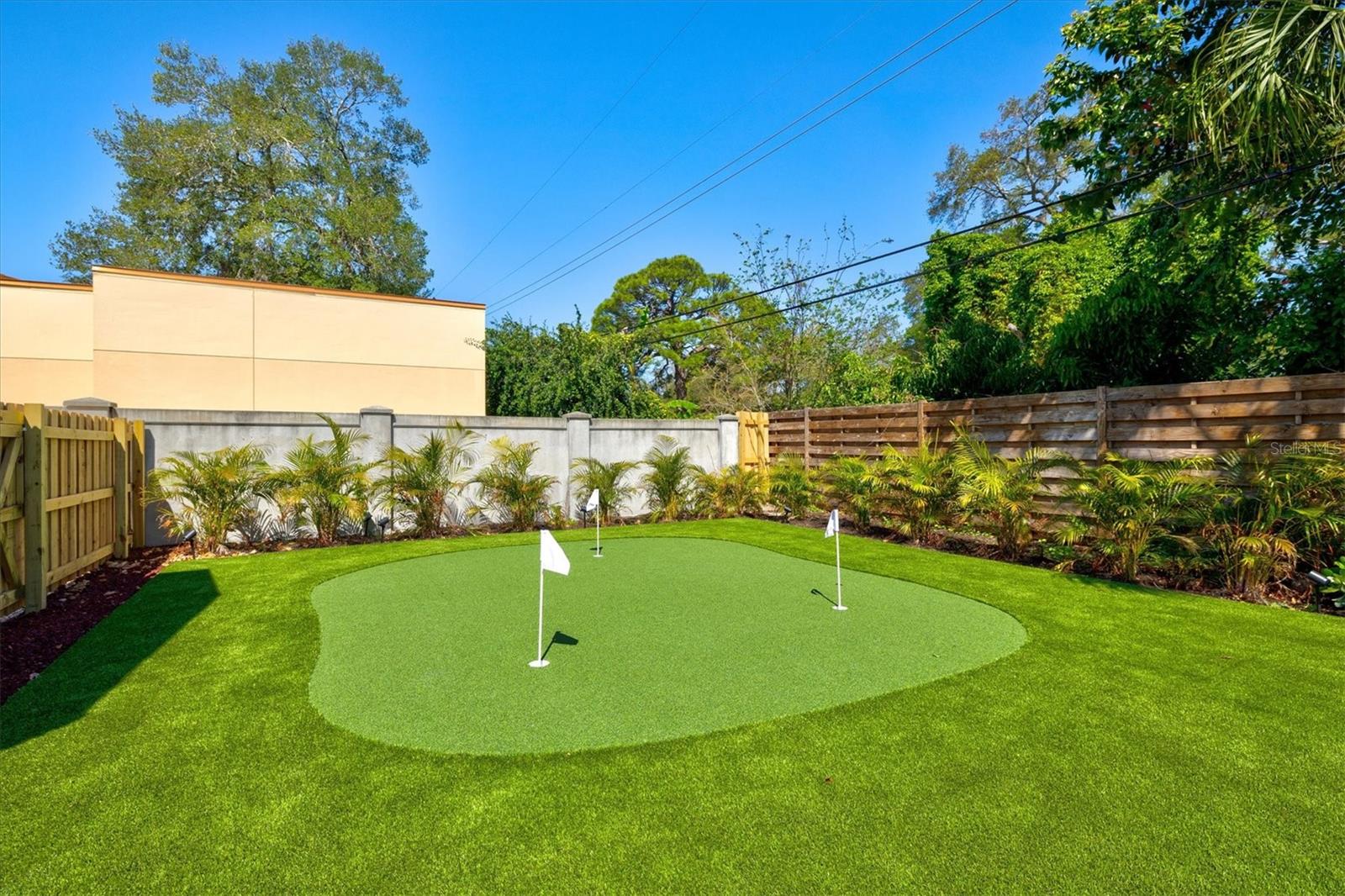 RINGLING BLVD SUB - Residential Lease