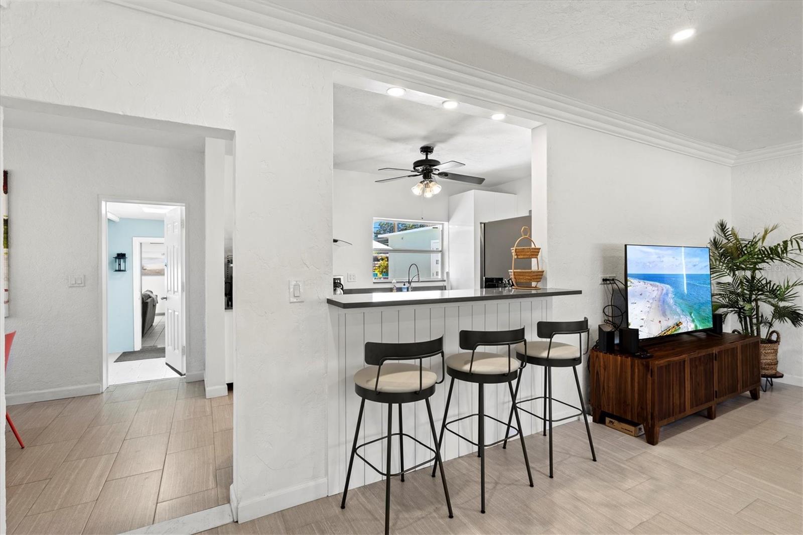 RINGLING BLVD SUB - Residential Lease