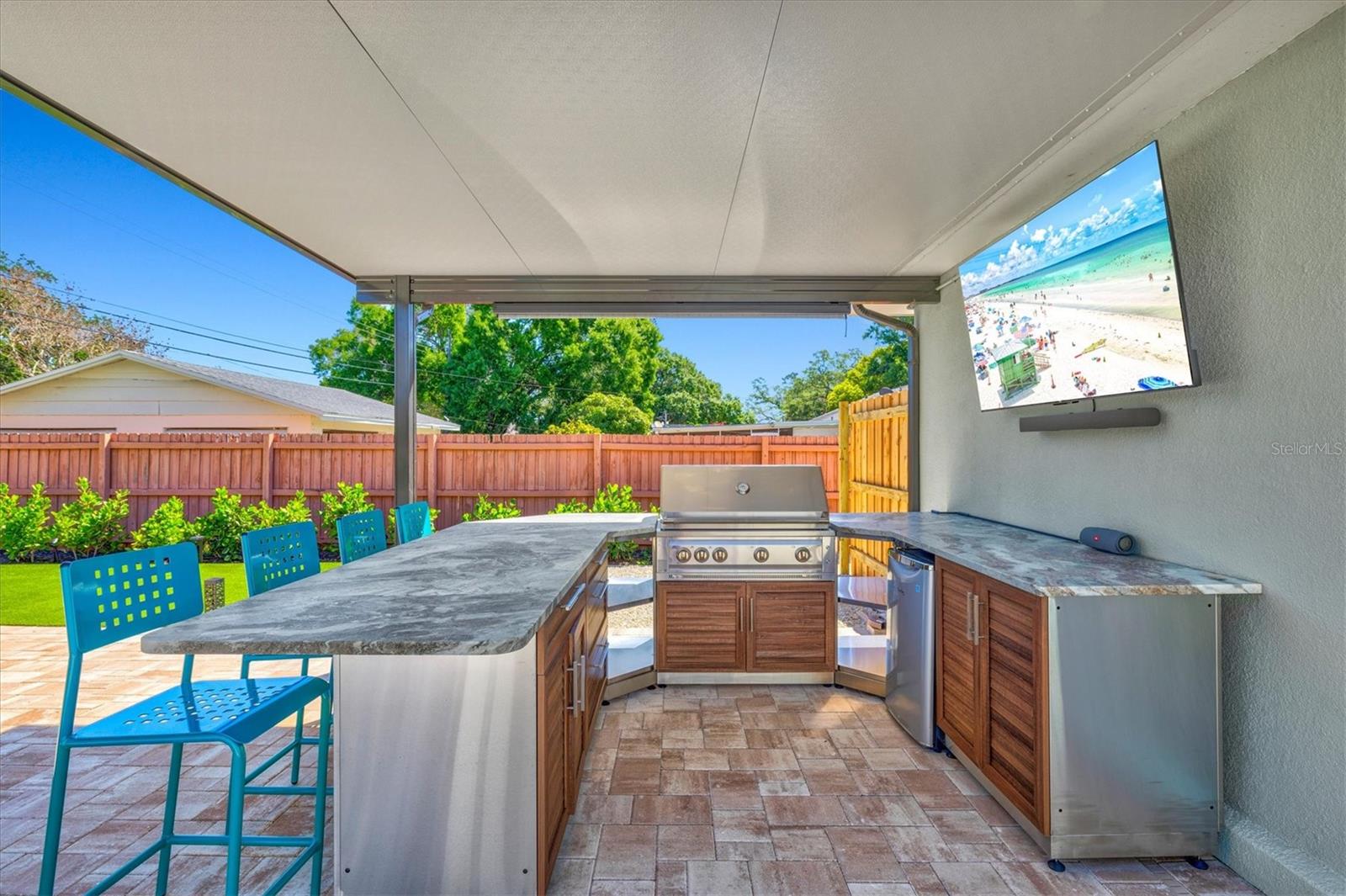 RINGLING BLVD SUB - Residential Lease