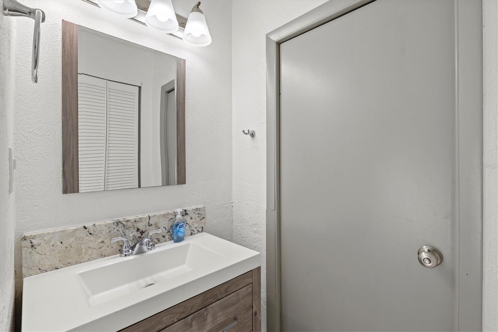 RINGLING BLVD SUB - Residential Lease