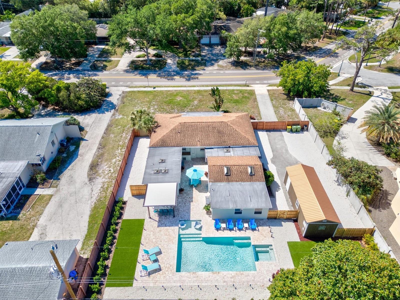 RINGLING BLVD SUB - Residential Lease