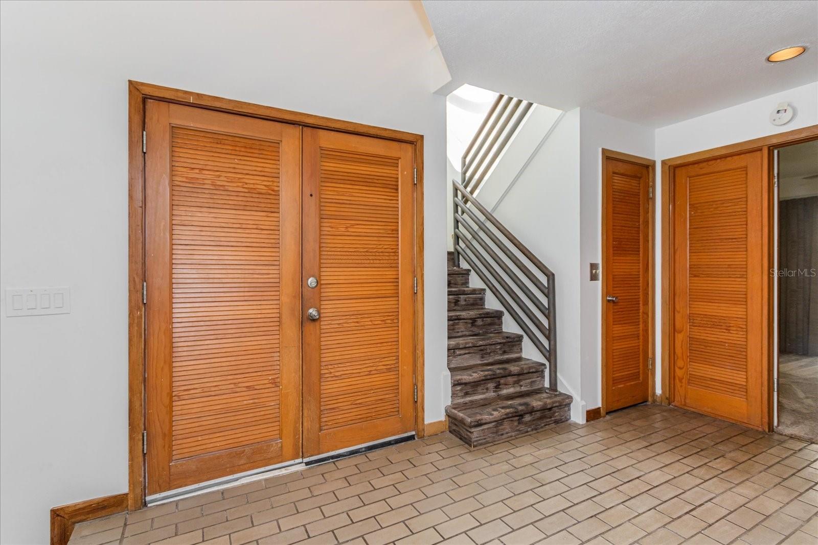 1000 WINDERLEY PLACE 7