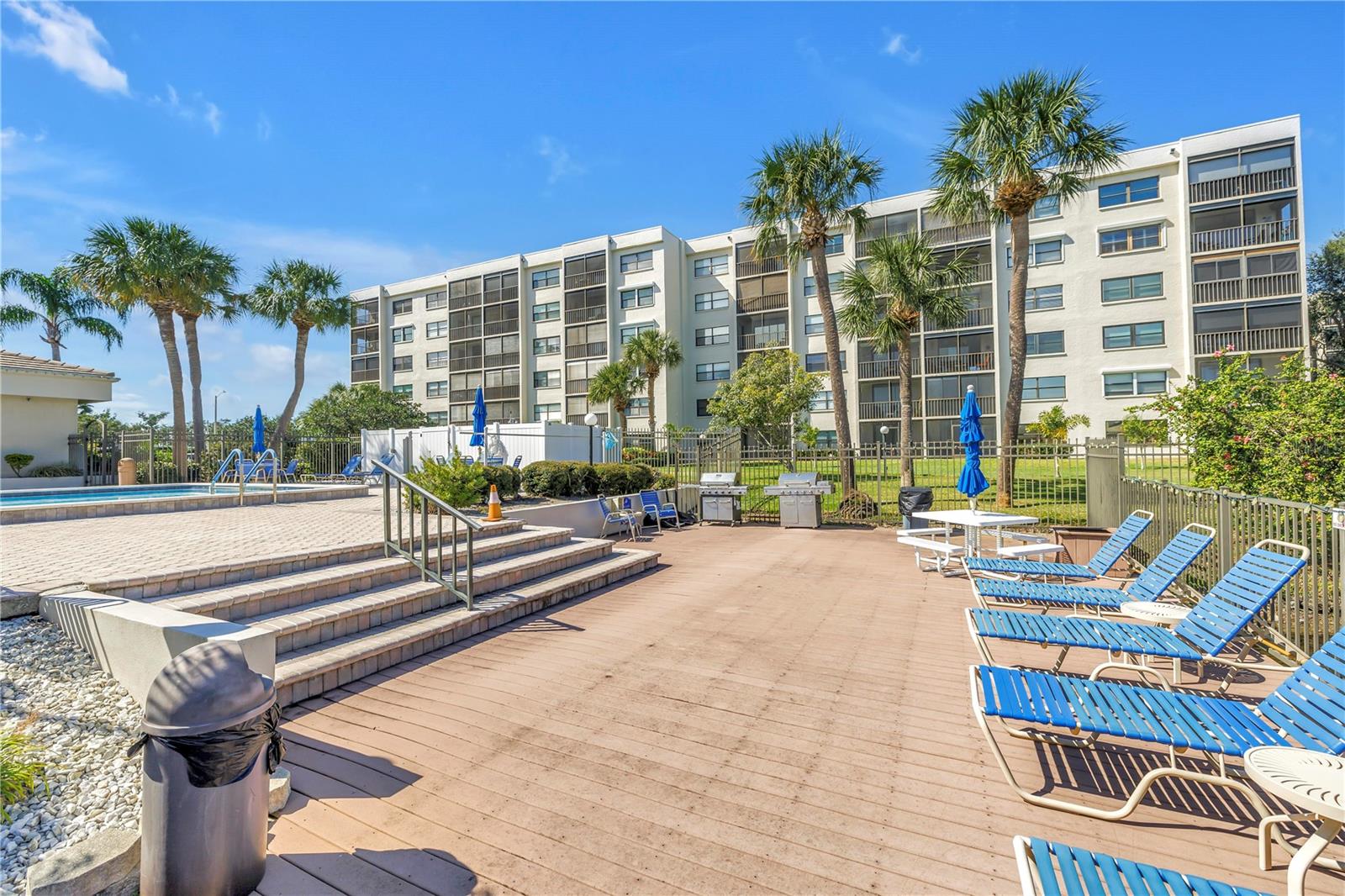 PASADENA COVE CONDO - Residential