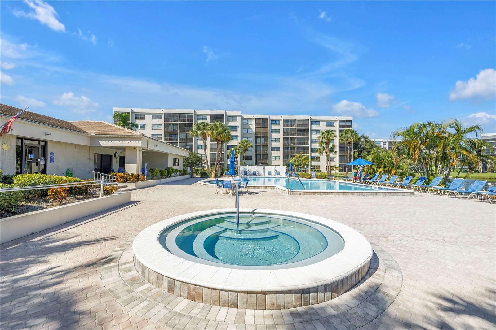 PASADENA COVE CONDO - Residential