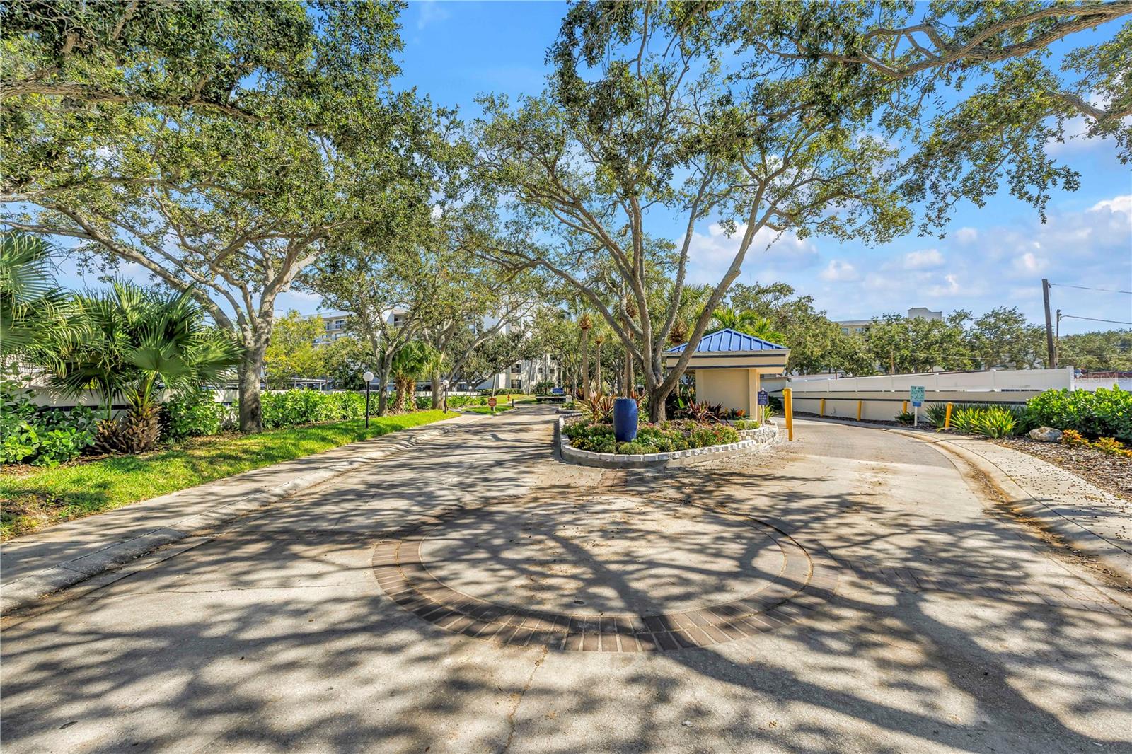 PASADENA COVE CONDO - Residential