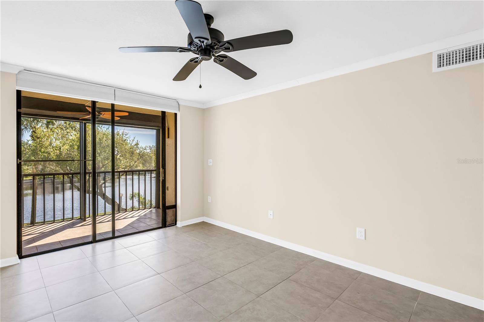 PASADENA COVE CONDO - Residential