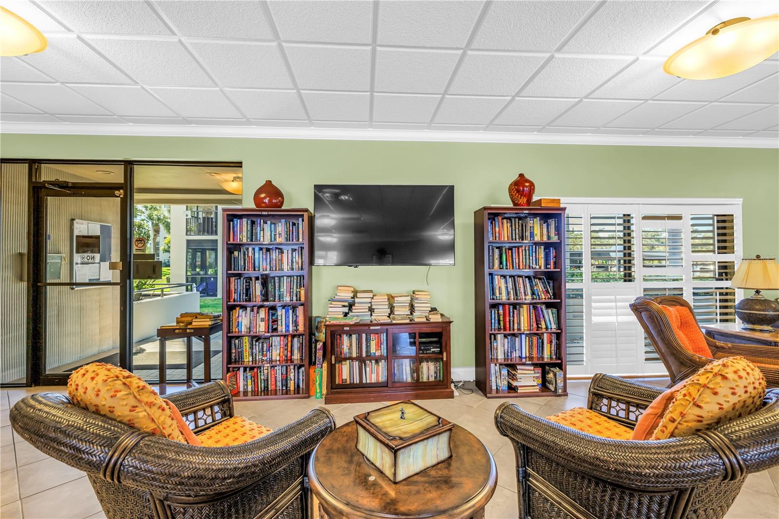 PASADENA COVE CONDO - Residential