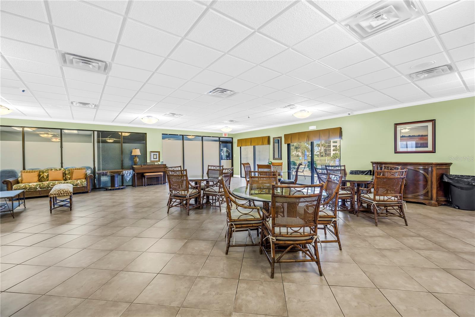 PASADENA COVE CONDO - Residential