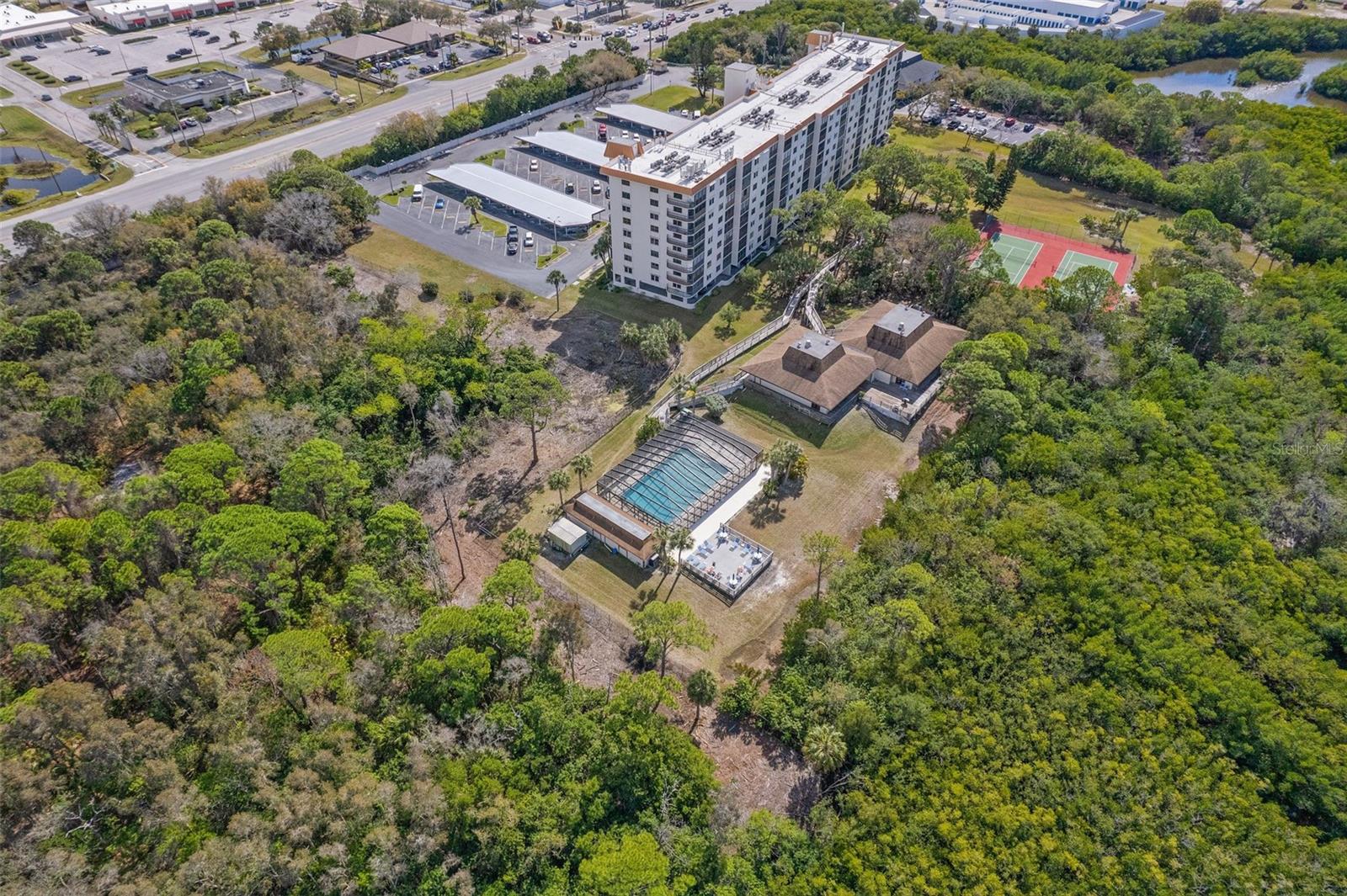 ISLAND VIEW SOUTH CONDO - Residential