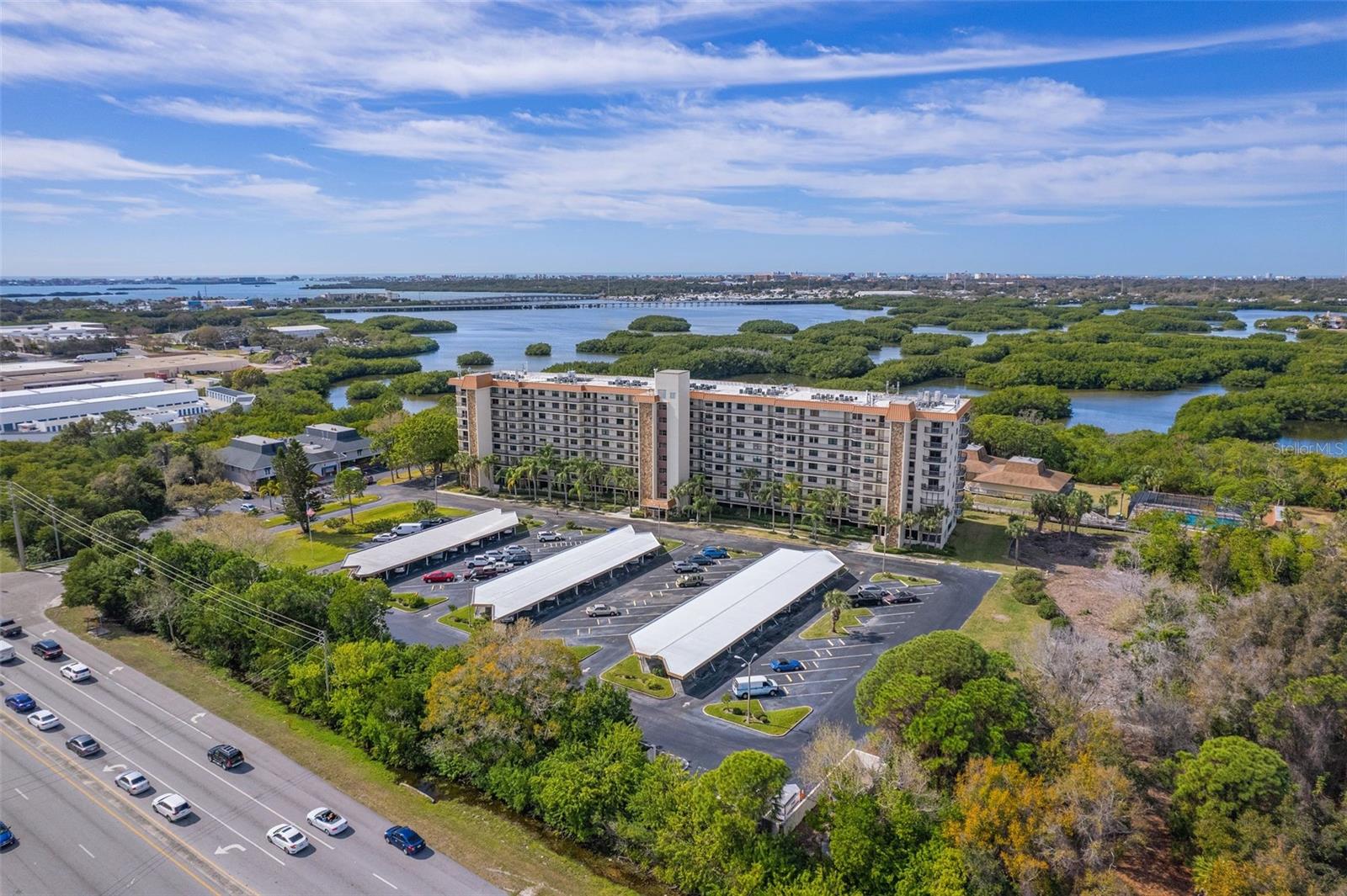 ISLAND VIEW SOUTH CONDO - Residential