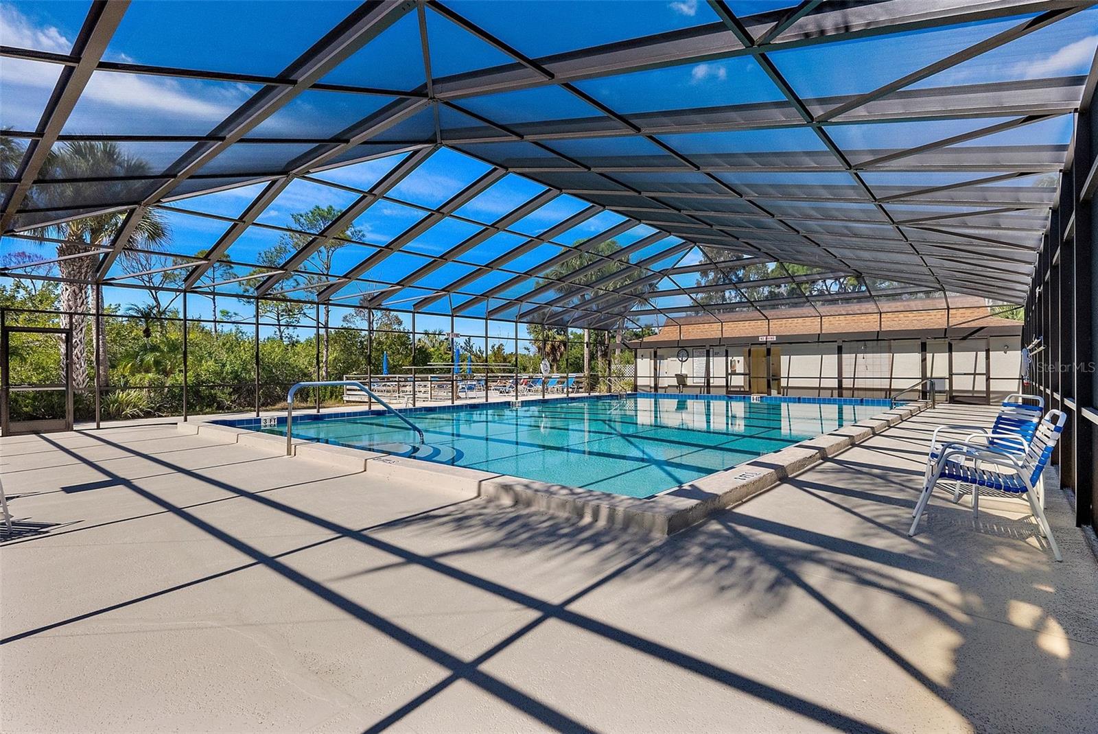 ISLAND VIEW SOUTH CONDO - Residential