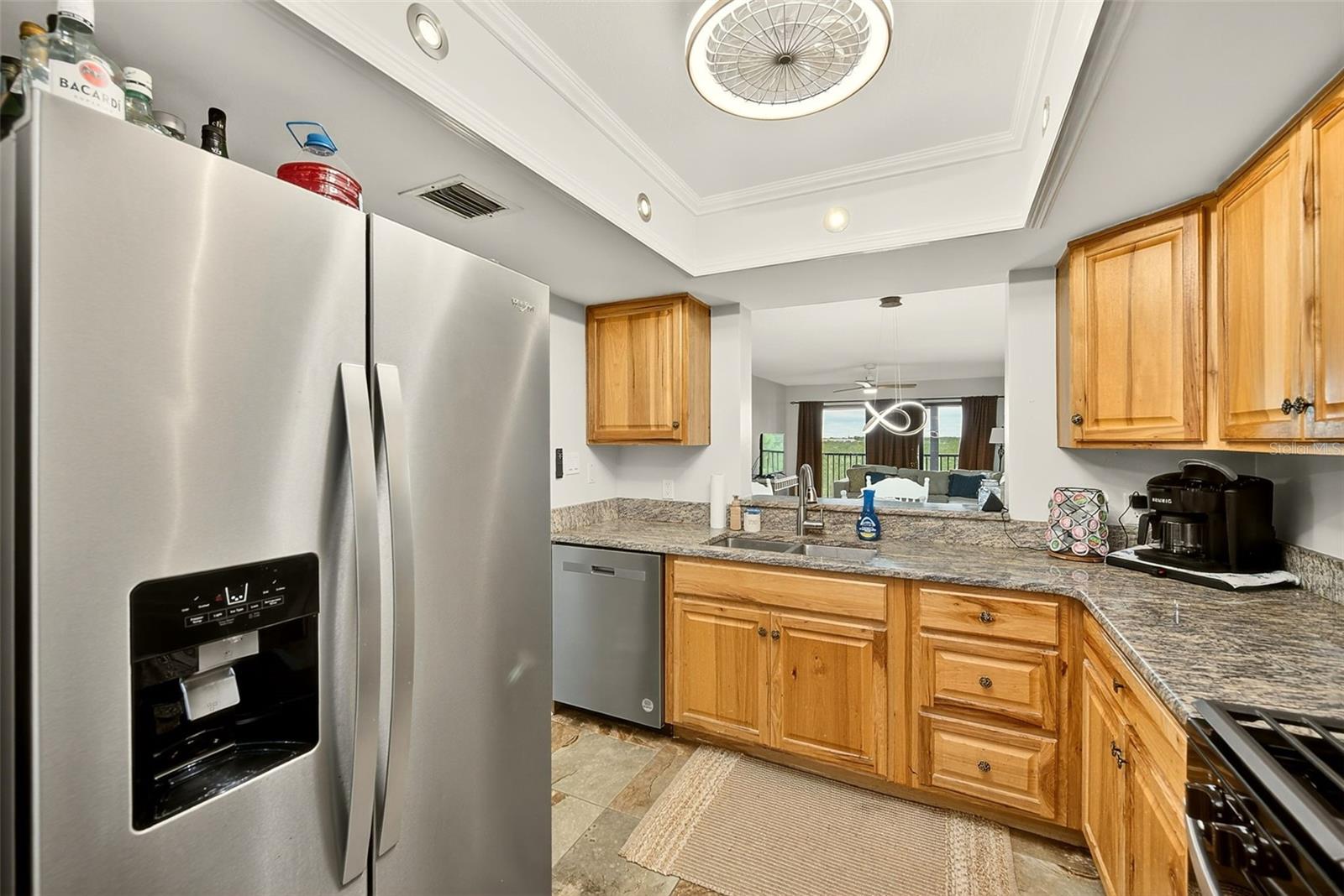 ISLAND VIEW SOUTH CONDO - Residential