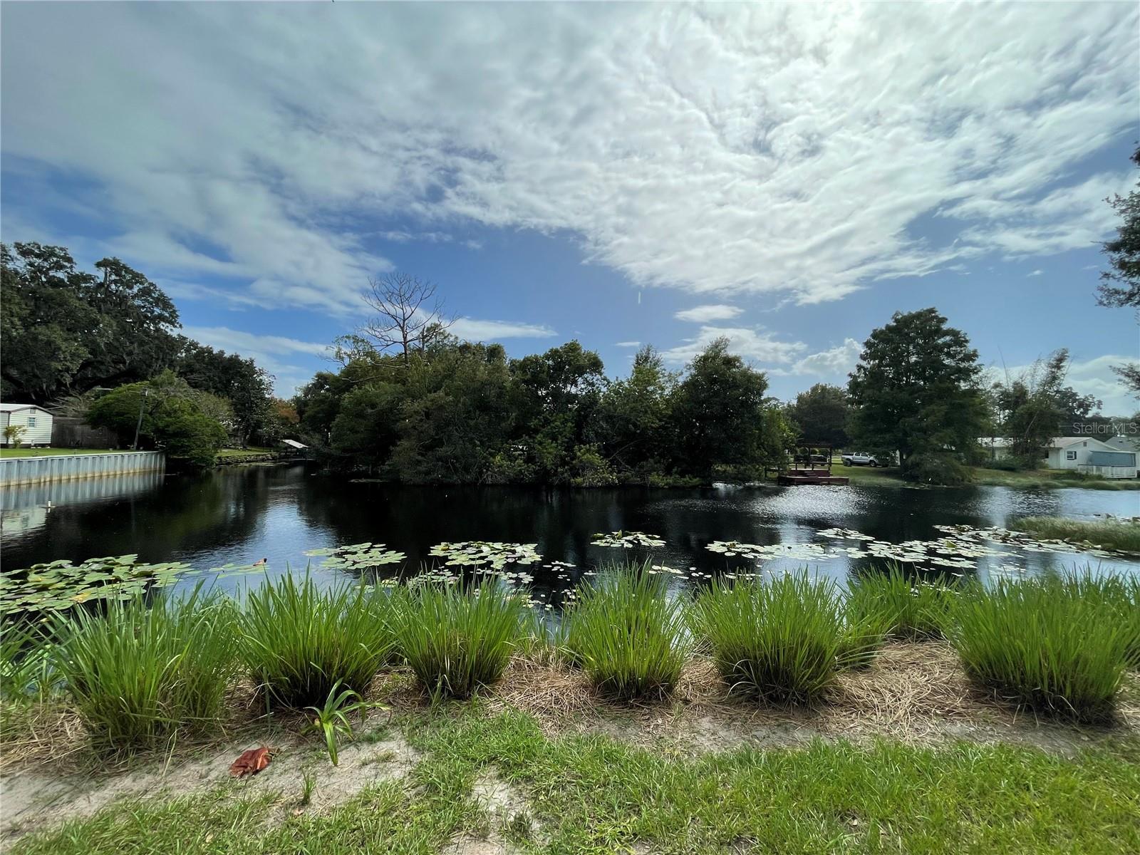 EL RANCHO PARK ADD BLK B - Residential