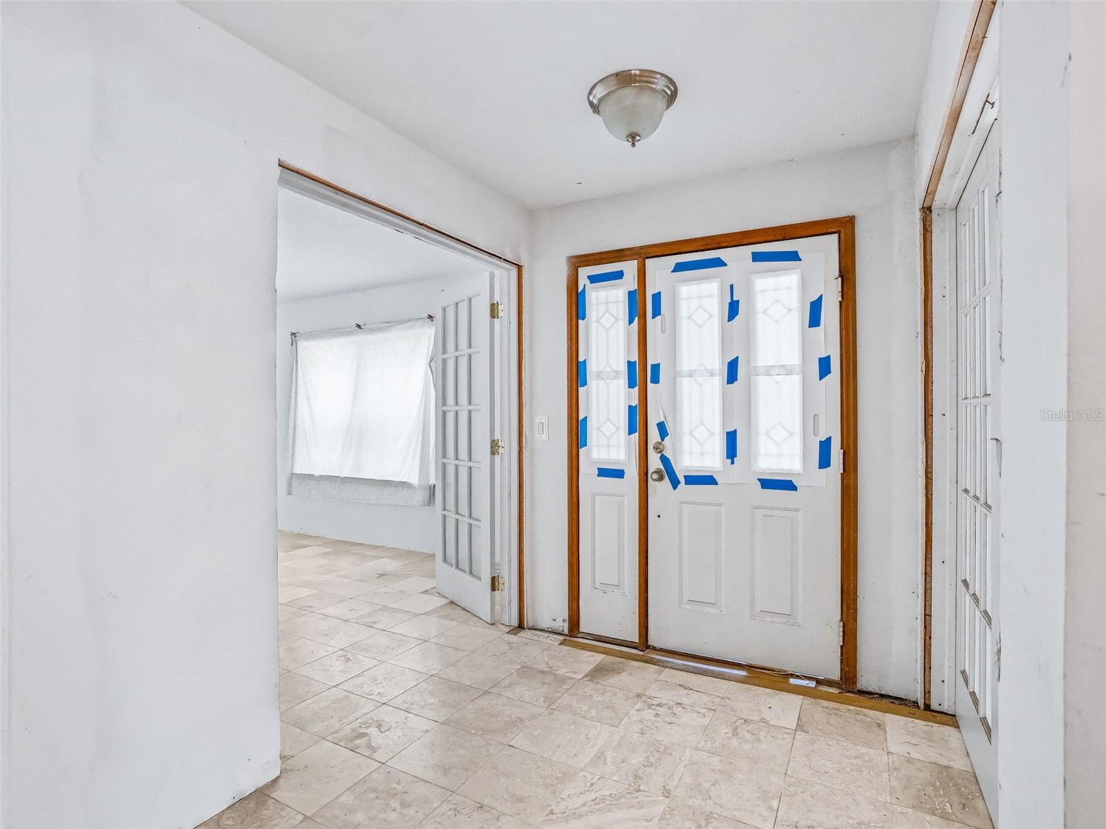 ROCK HOLLOW ESTATE - Residential