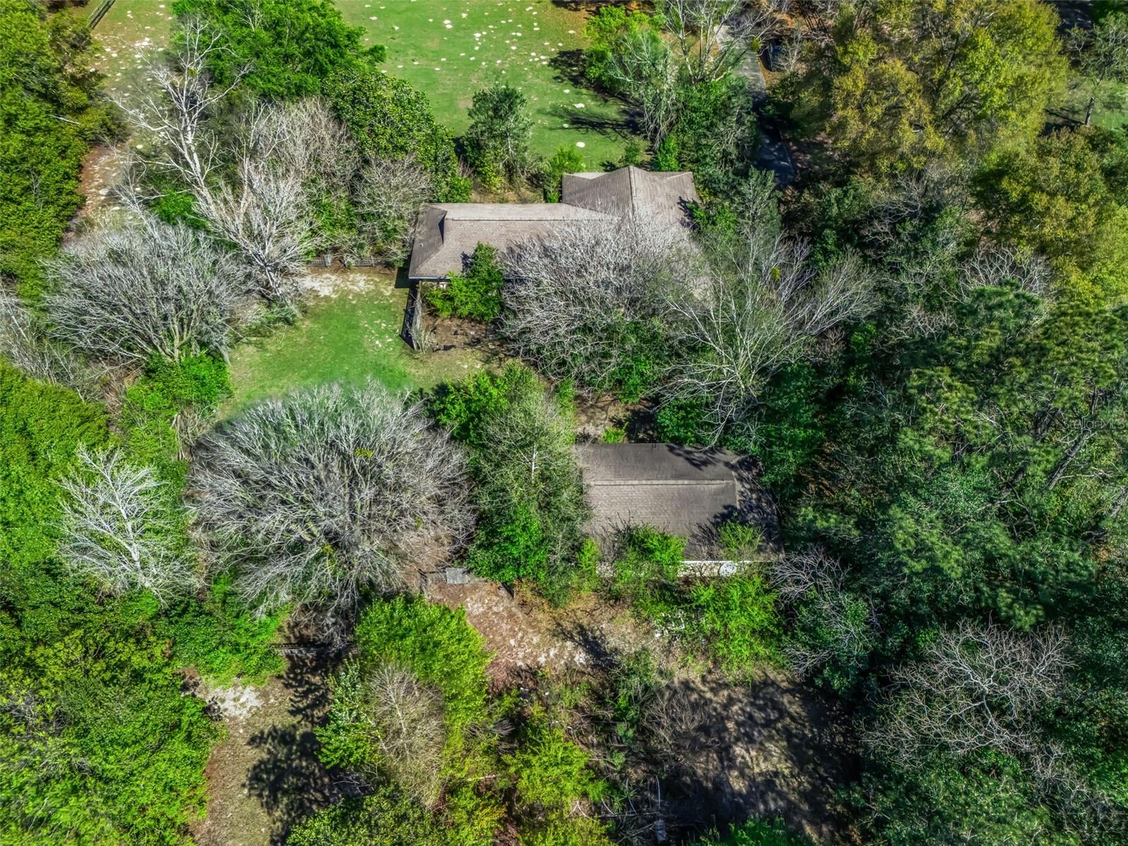 ROCK HOLLOW ESTATE - Residential