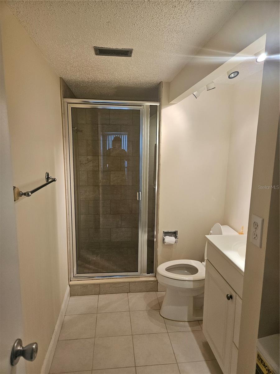CLEARWATER POINT 7 TENNIS - Residential Lease