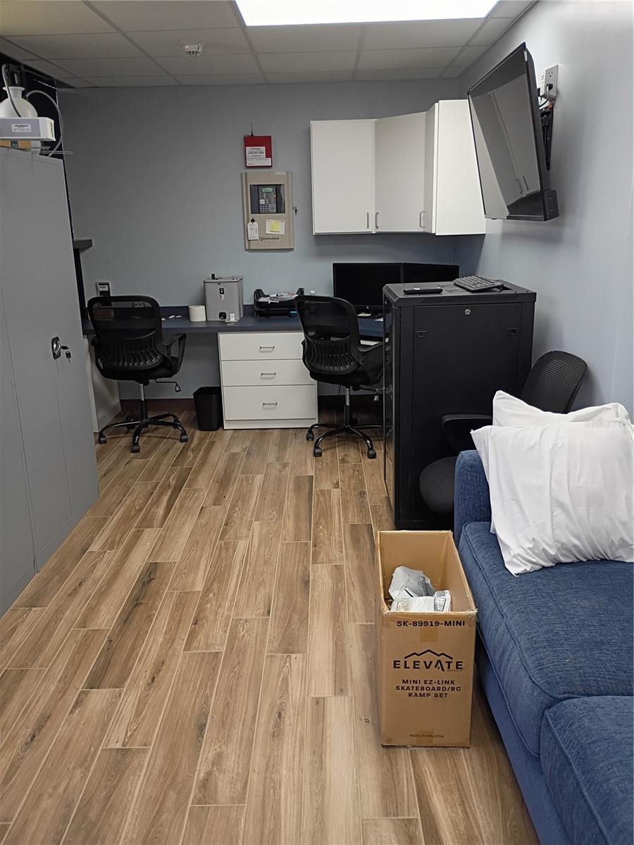 ULMERTON INDUST CENTER - Commercial Sale