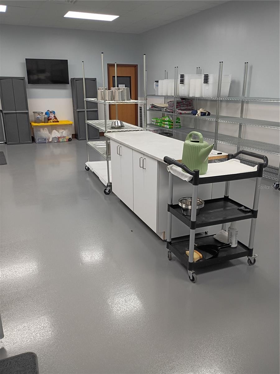 ULMERTON INDUST CENTER - Commercial Sale