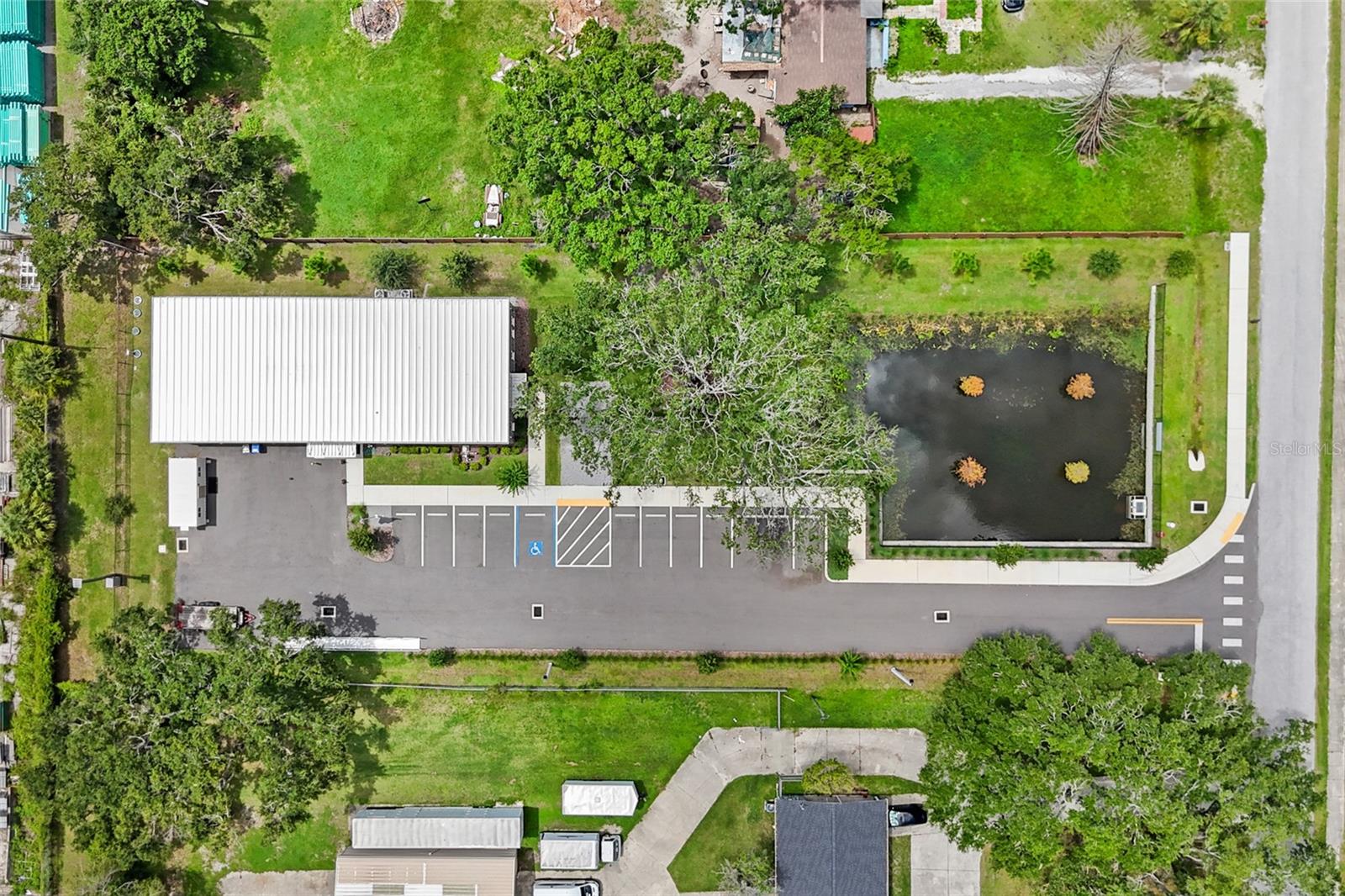 SOUTH TAMPA SUB - Commercial Lease