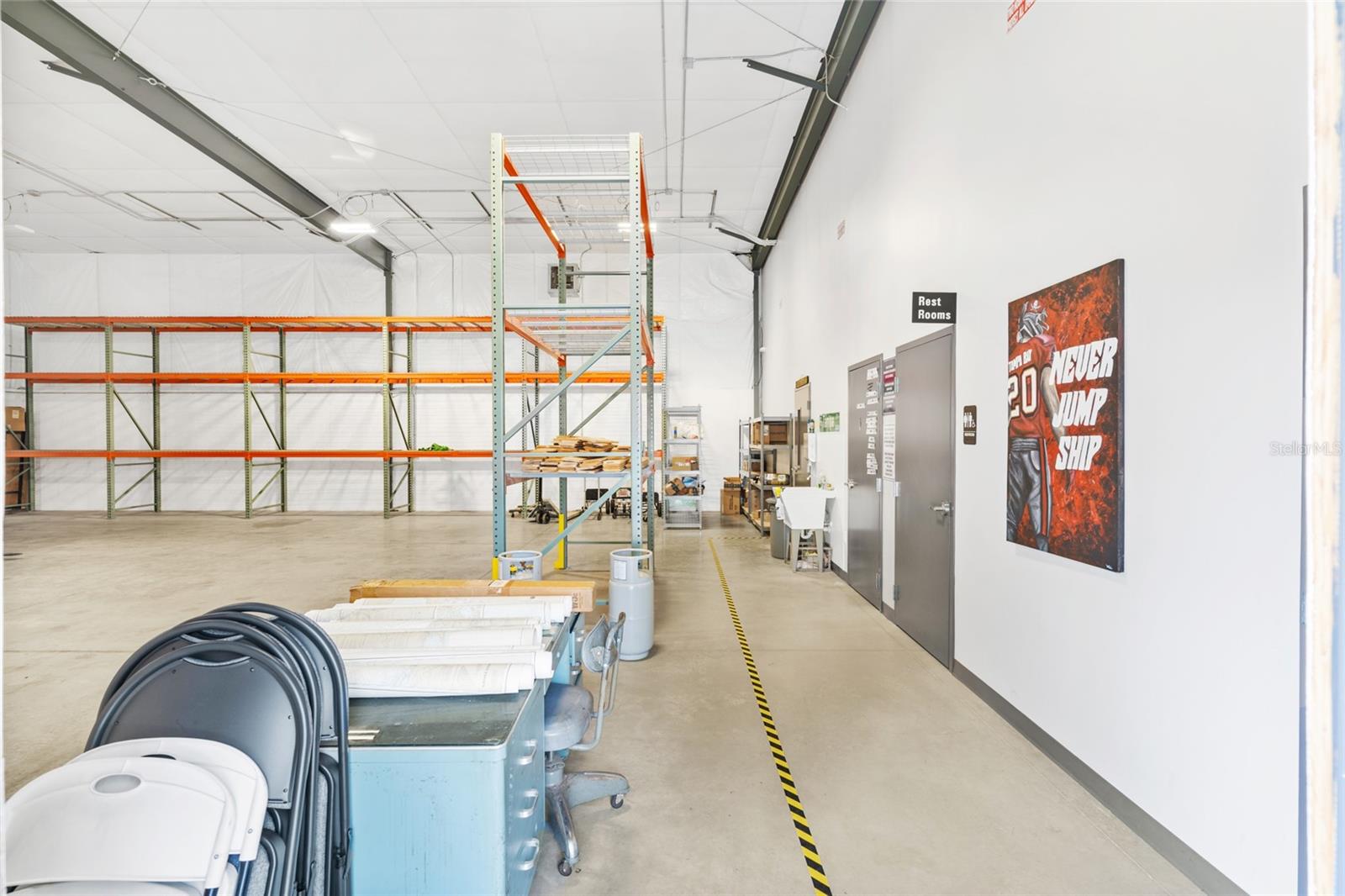SOUTH TAMPA SUB - Commercial Lease