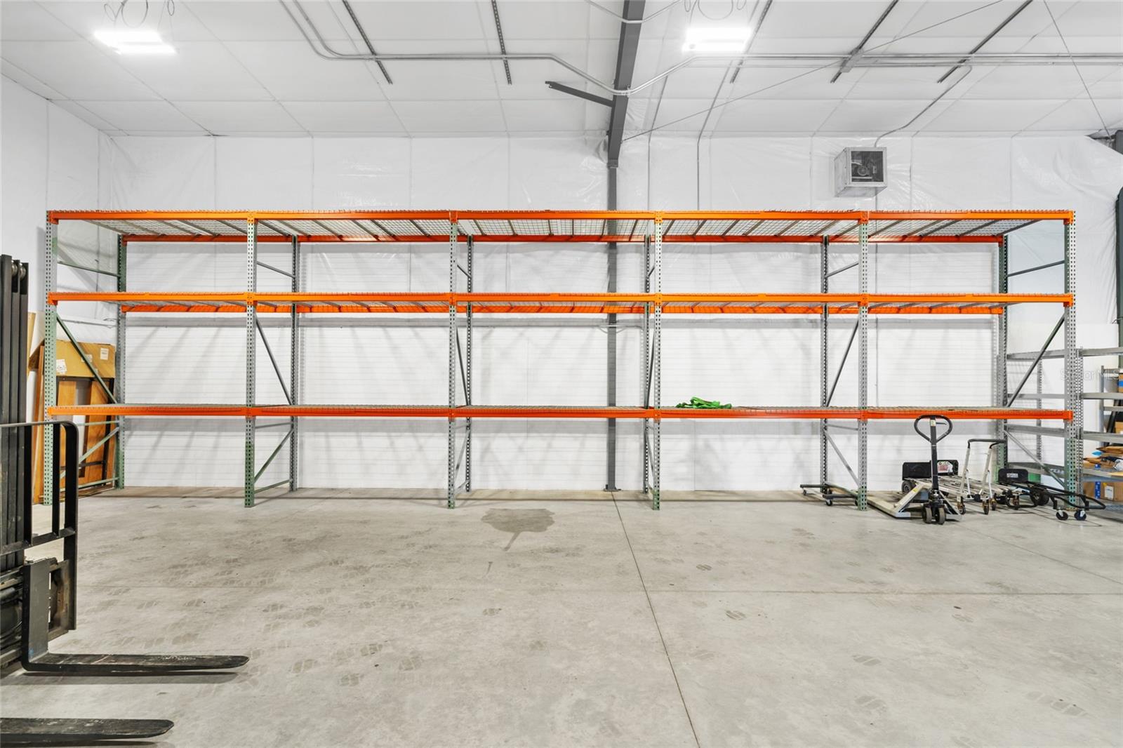 SOUTH TAMPA SUB - Commercial Lease