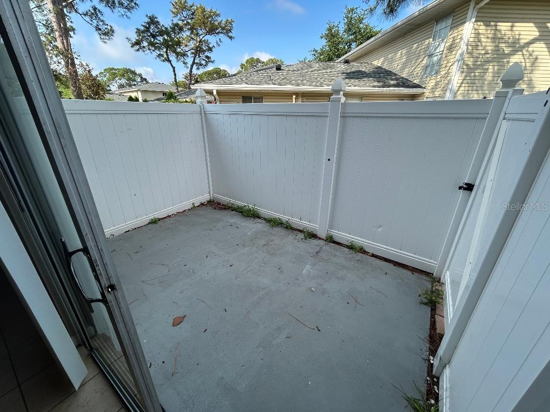 PINE SHADOWS CONDO PH 01 - Residential Lease