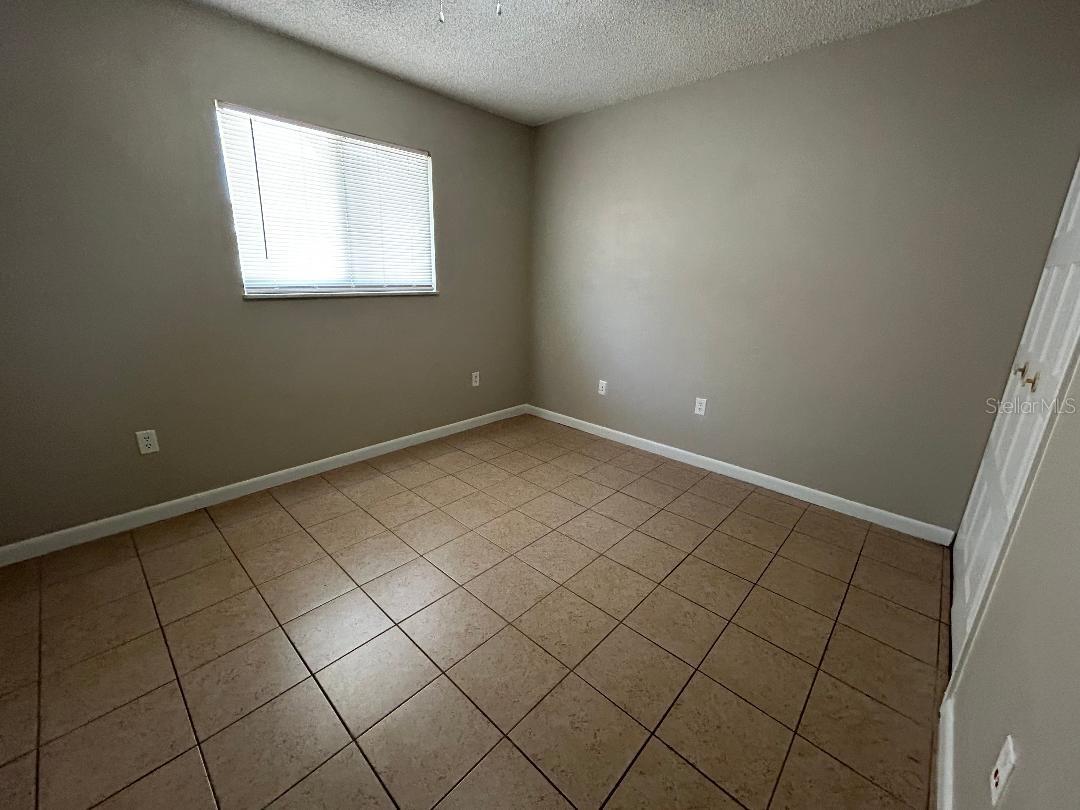 PINE SHADOWS CONDO PH 01 - Residential Lease