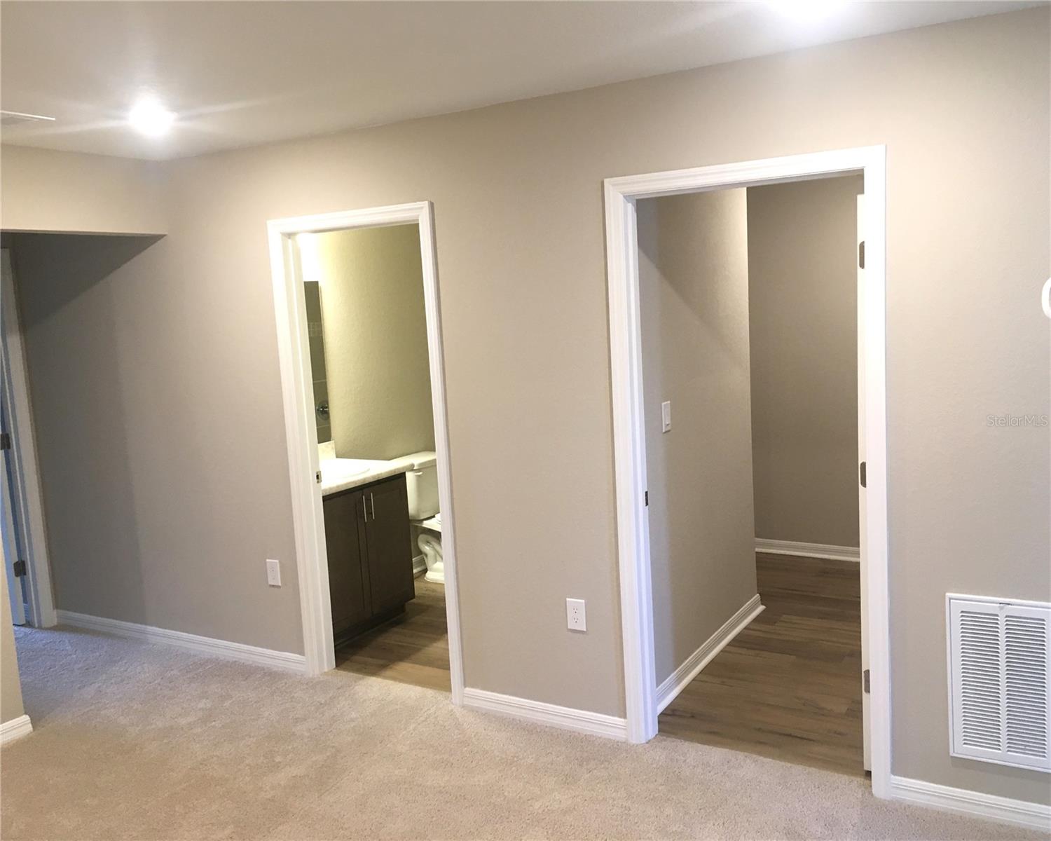 THE CROSSINGS PH 1 - Residential Lease