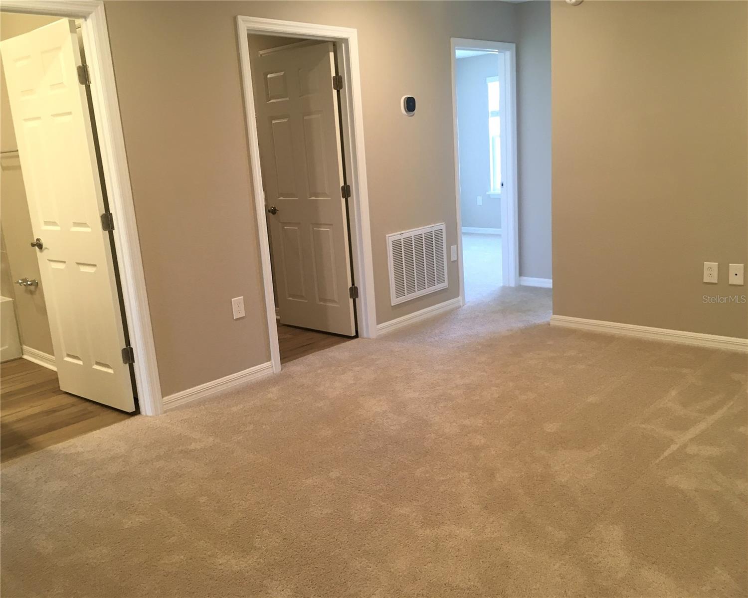 THE CROSSINGS PH 1 - Residential Lease