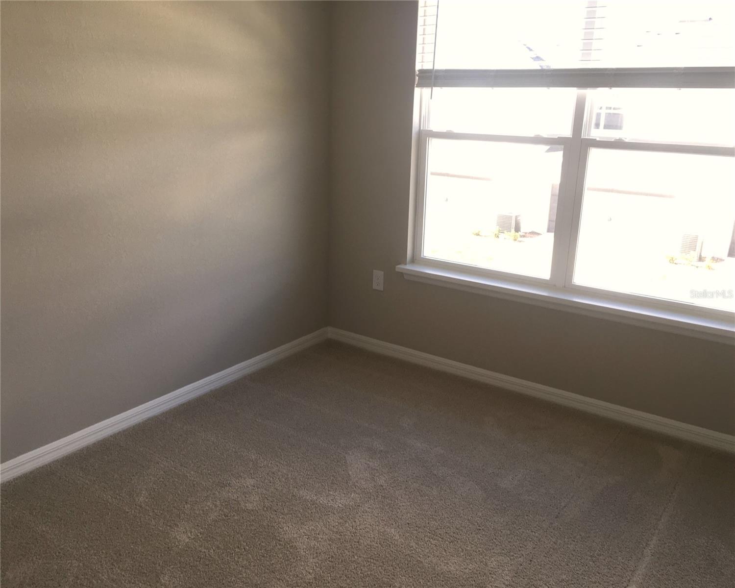 THE CROSSINGS PH 1 - Residential Lease