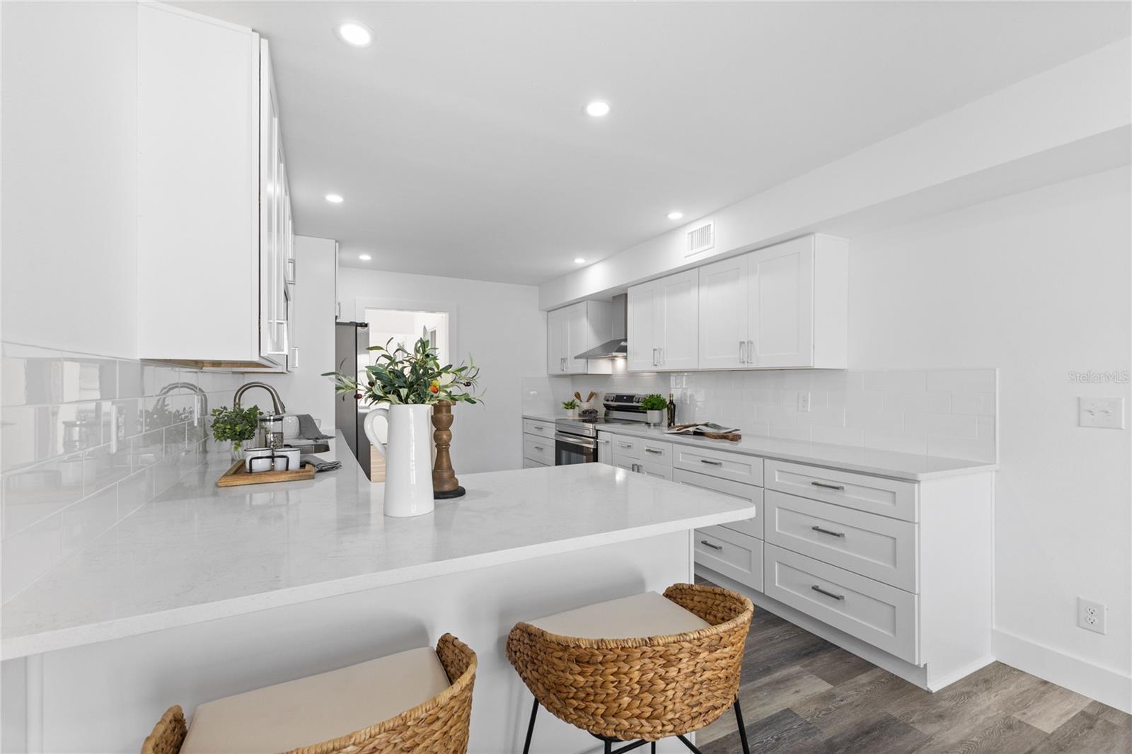 BAY CREST PARK UNIT 04 - Residential