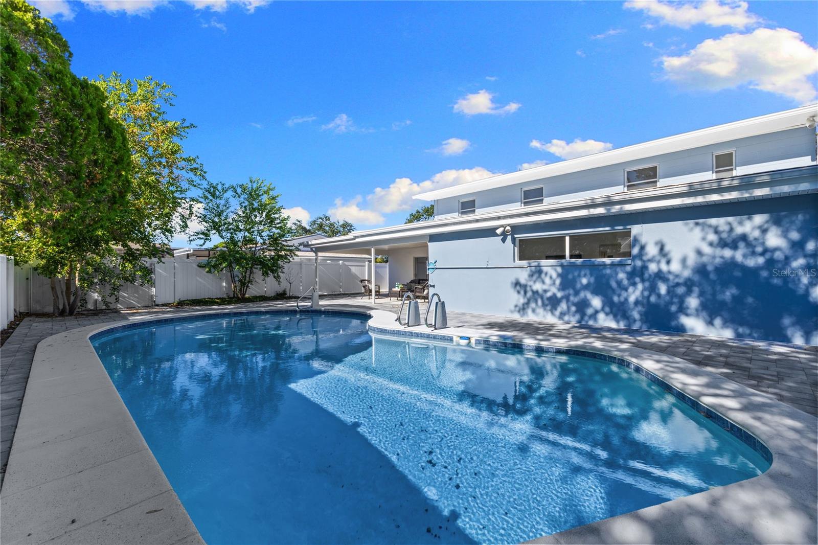 BAY CREST PARK UNIT 04 - Residential