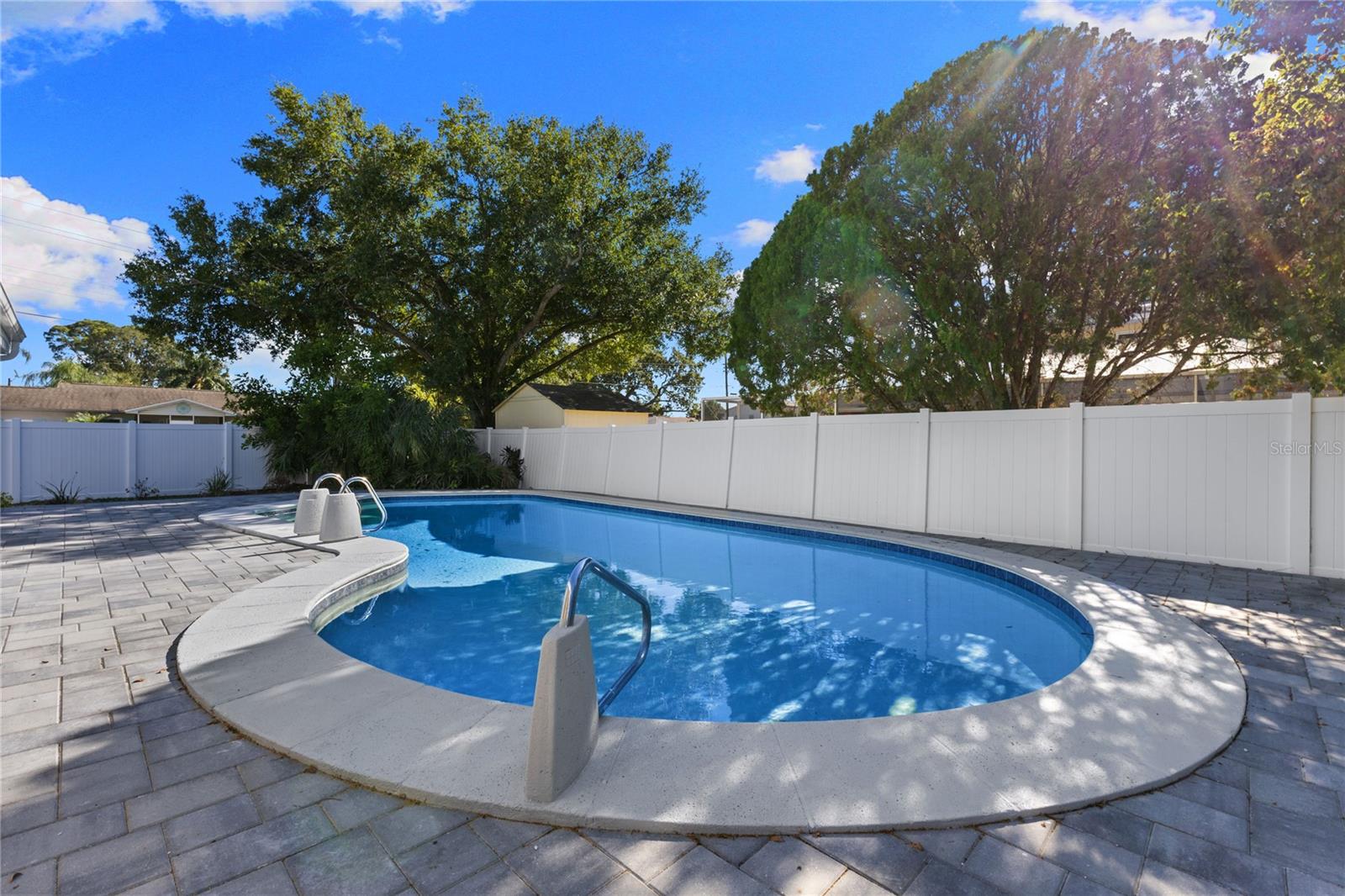 BAY CREST PARK UNIT 04 - Residential