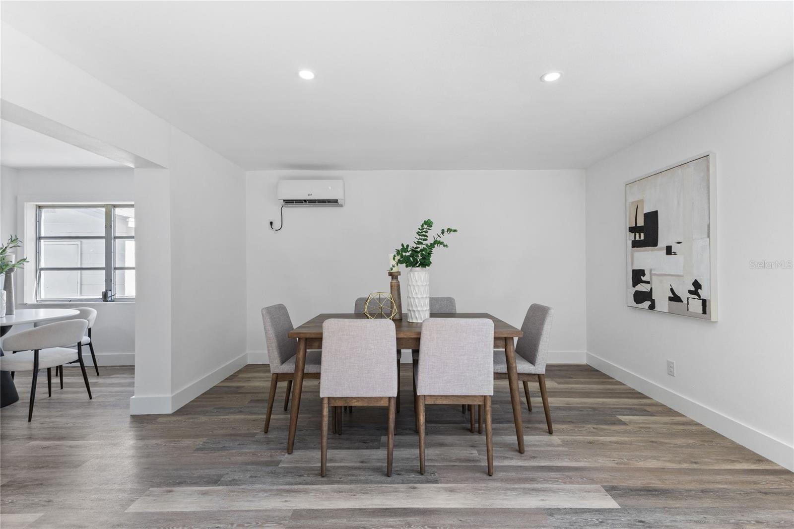 BAY CREST PARK UNIT 04 - Residential