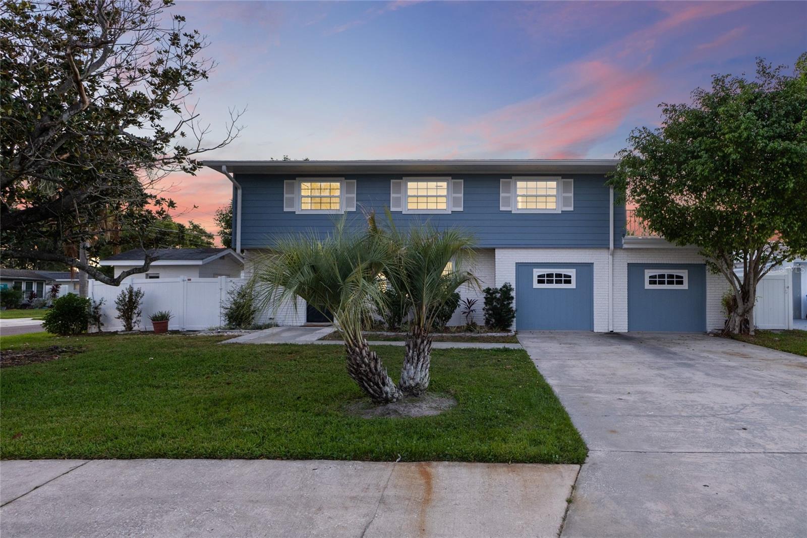 BAY CREST PARK UNIT 04 - Residential