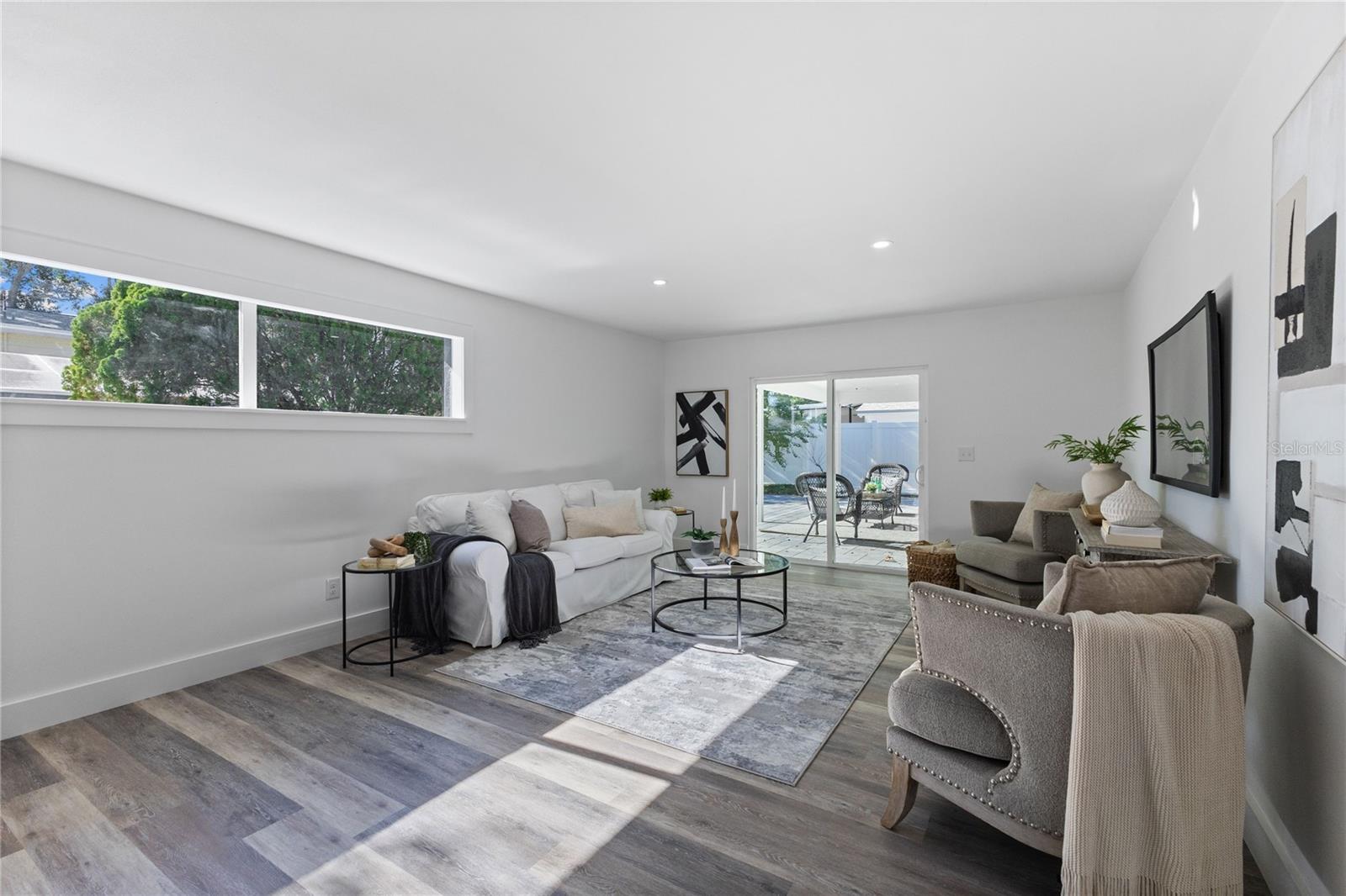 BAY CREST PARK UNIT 04 - Residential