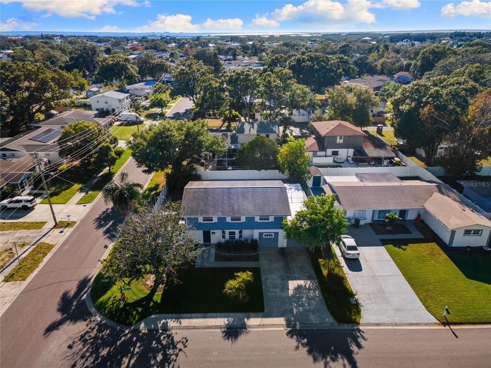 BAY CREST PARK UNIT 04 - Residential