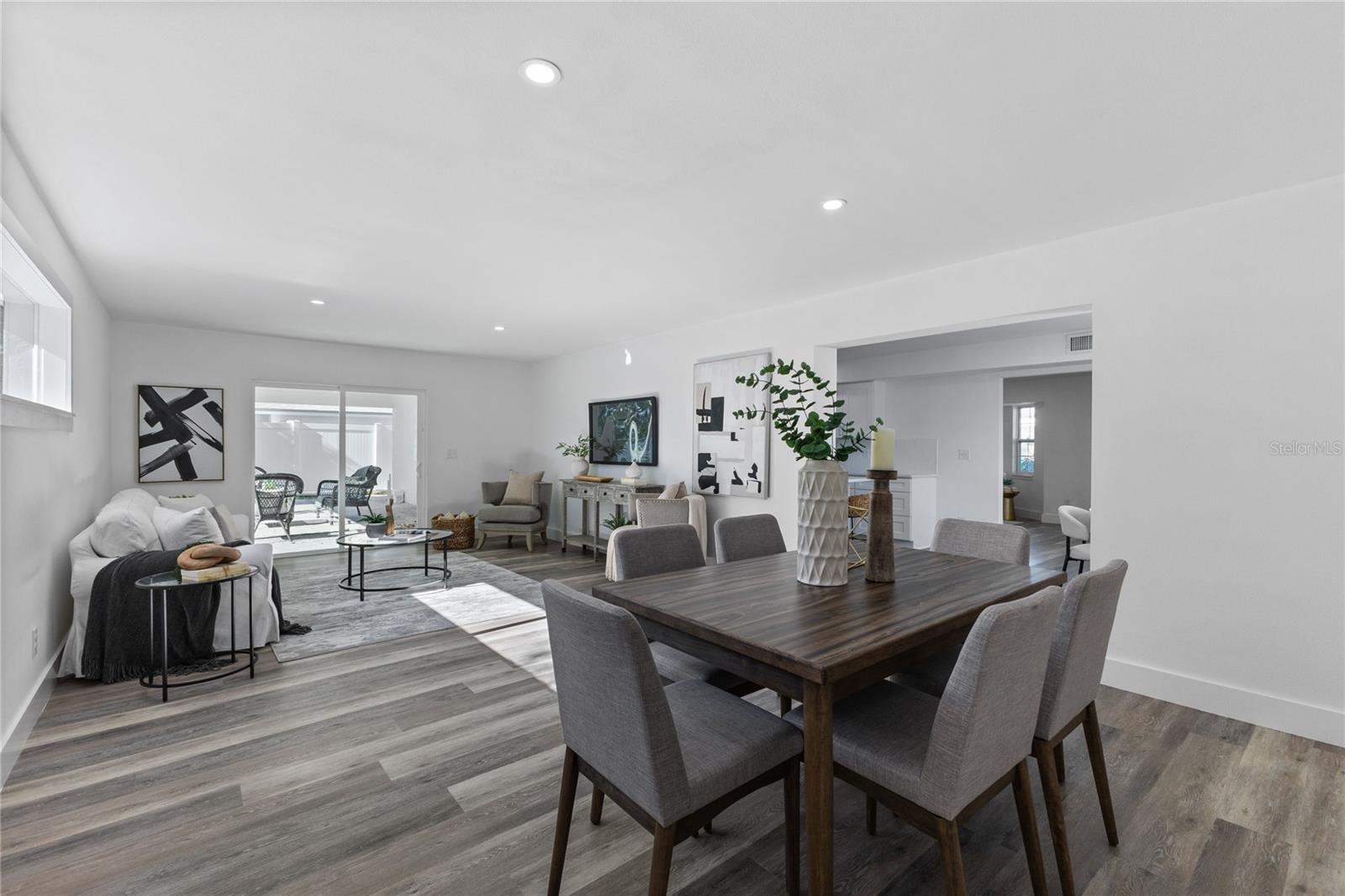 BAY CREST PARK UNIT 04 - Residential