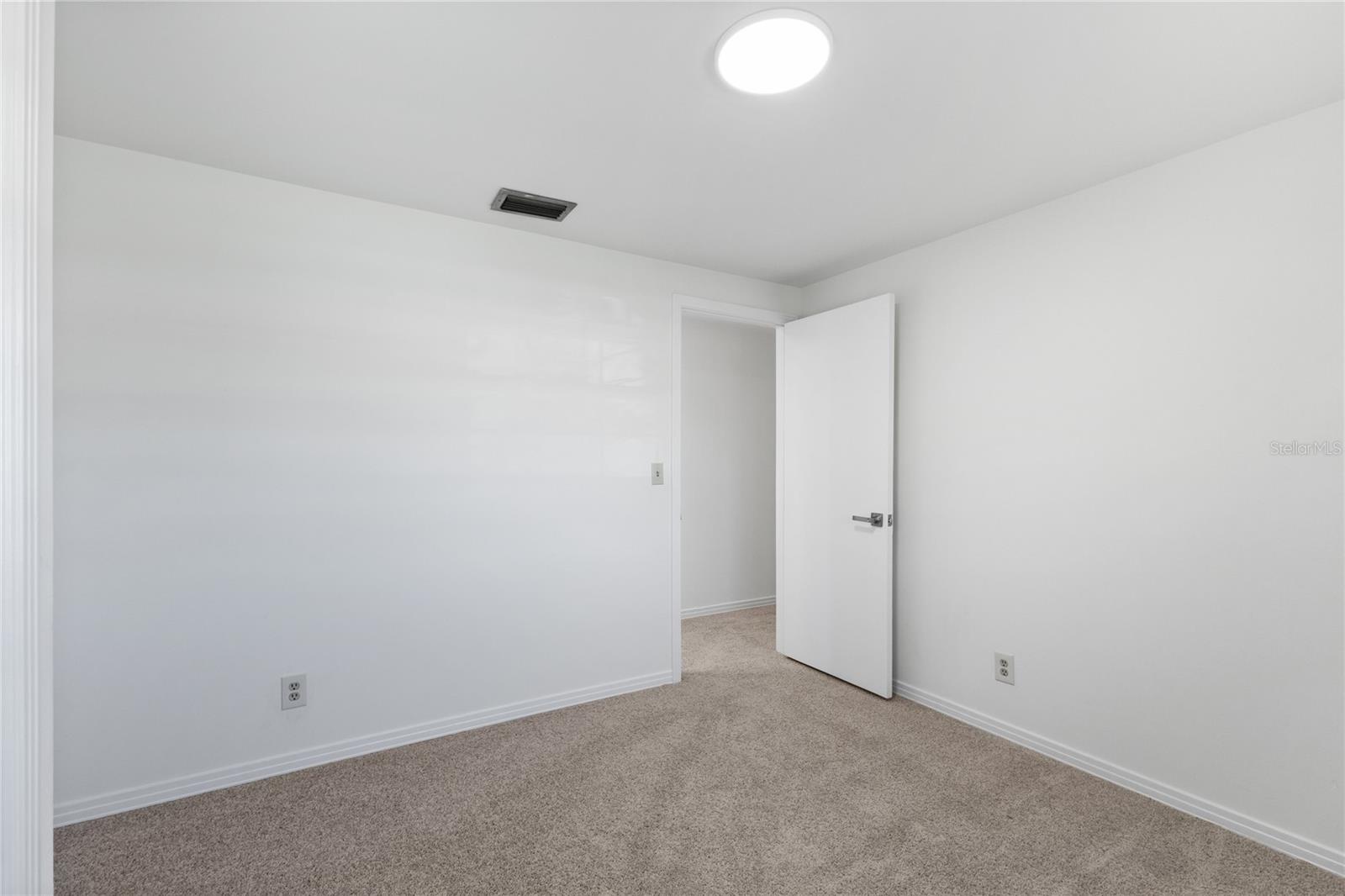 BAY CREST PARK UNIT 04 - Residential