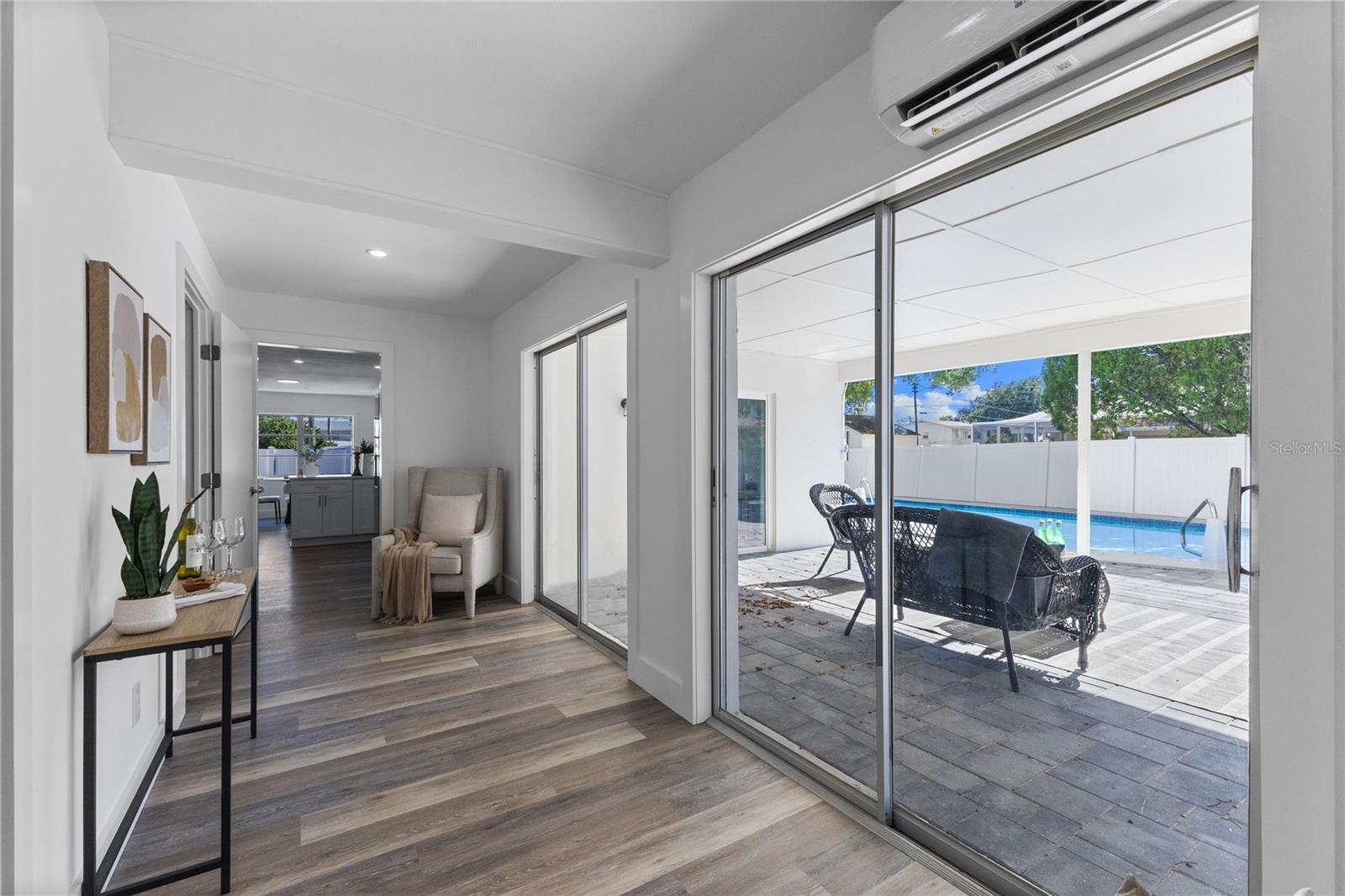 BAY CREST PARK UNIT 04 - Residential