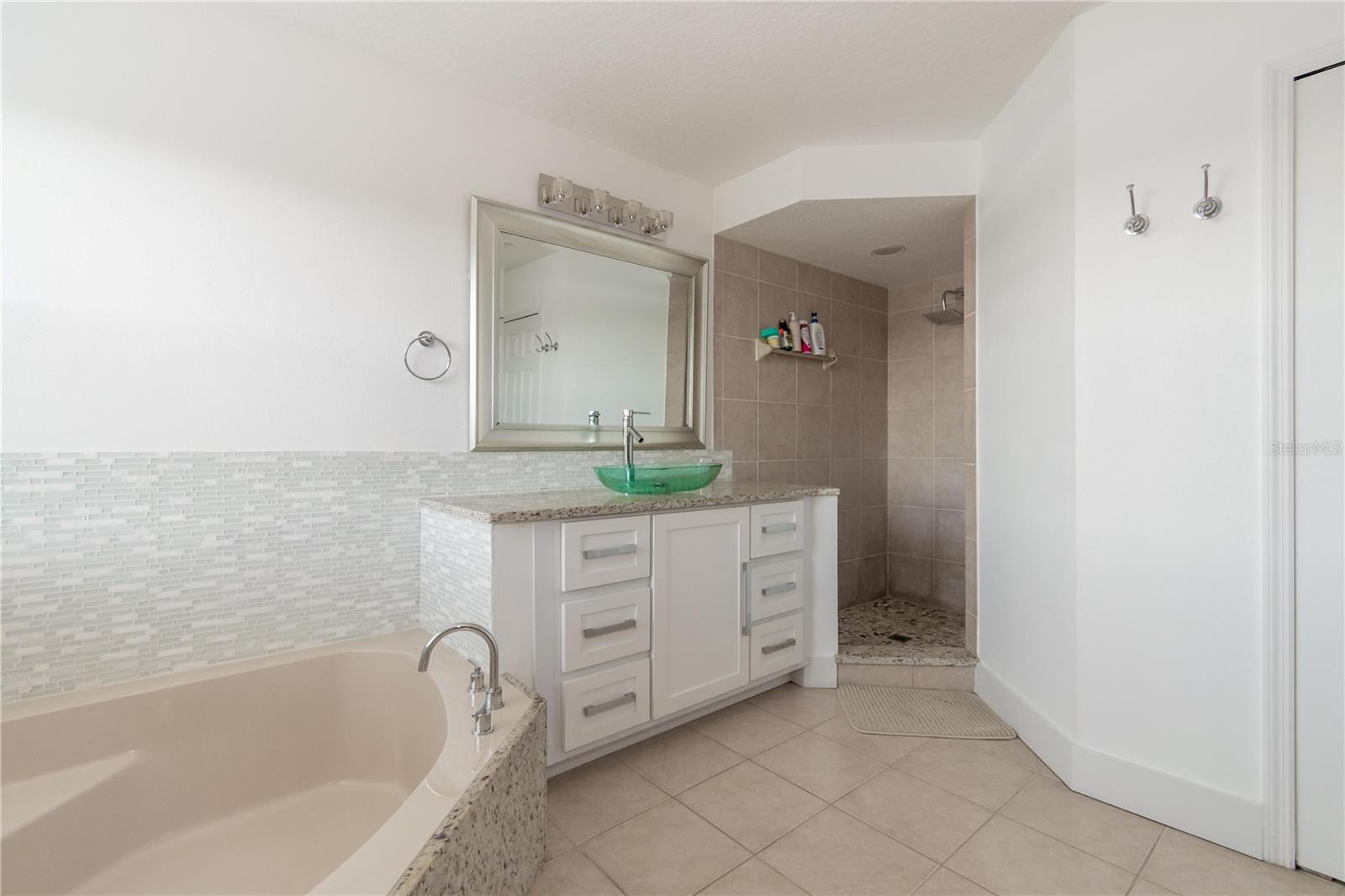 VISTA LAKES VILLAGE N-1 PEMBROKE - Residential