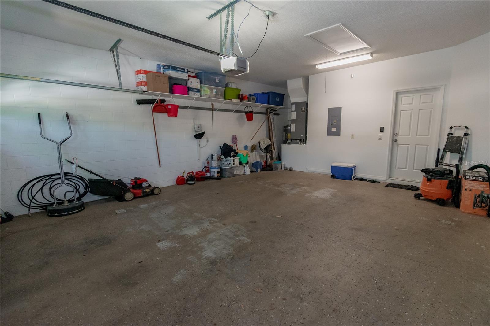 VISTA LAKES VILLAGE N-1 PEMBROKE - Residential